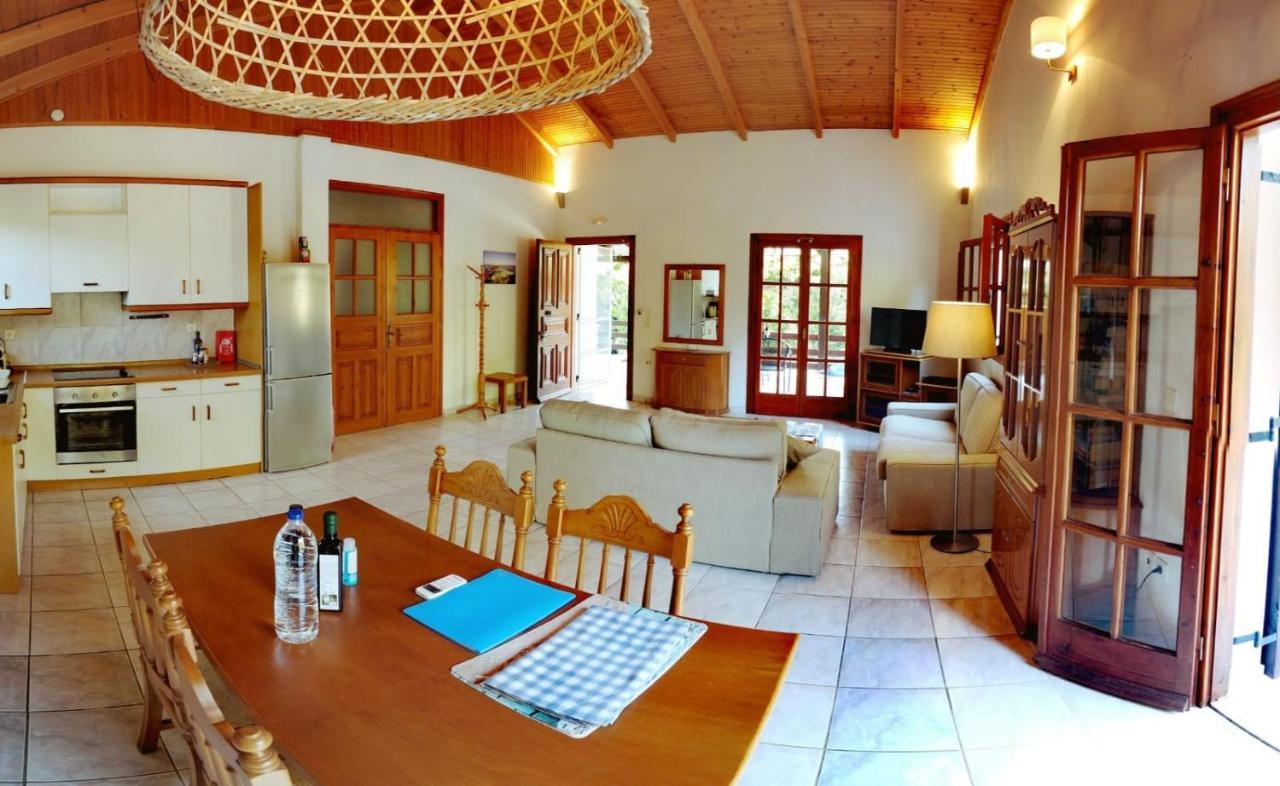 Bungalow Gialova Dış mekan fotoğraf