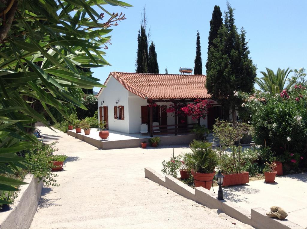 Bungalow Gialova Dış mekan fotoğraf